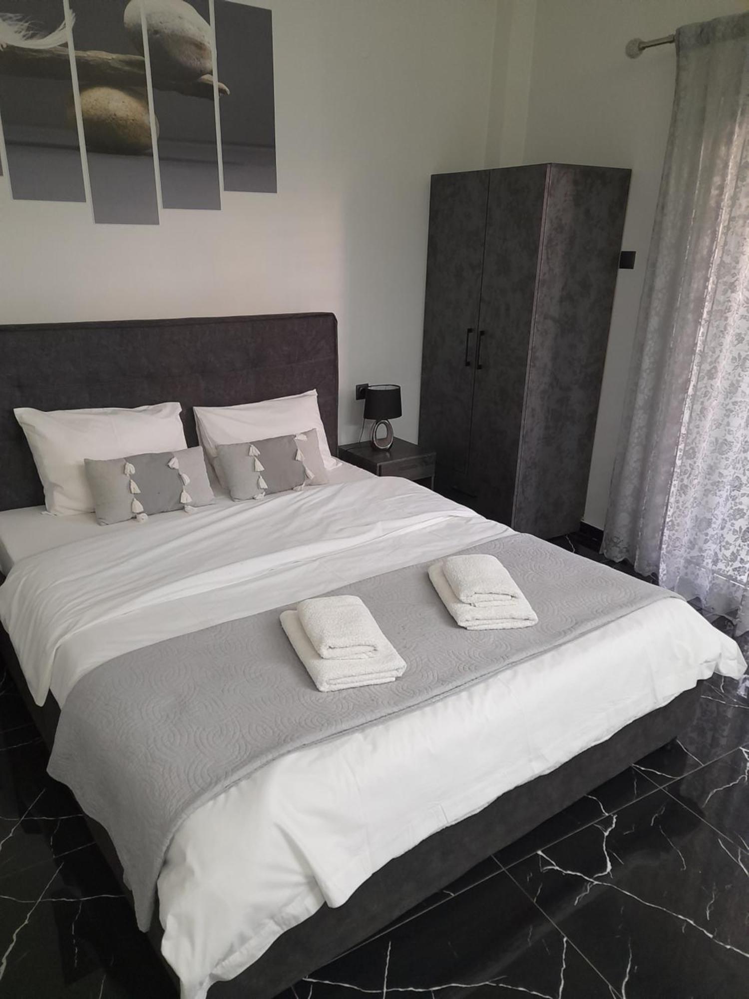 יואנינה Chris Luxury Studio מראה חיצוני תמונה